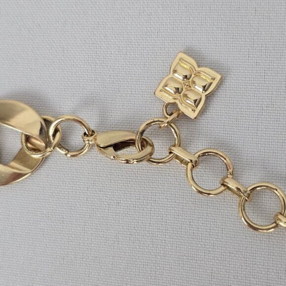 BCBG Maxazria Gold Tone Chunky Chain Necklace - Picture 6 of 6